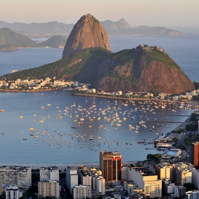 le Pain de sucre au coucher du soleil_Rio de Janeiro