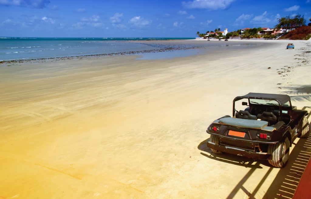 A long and deserted beach in Nordeste.