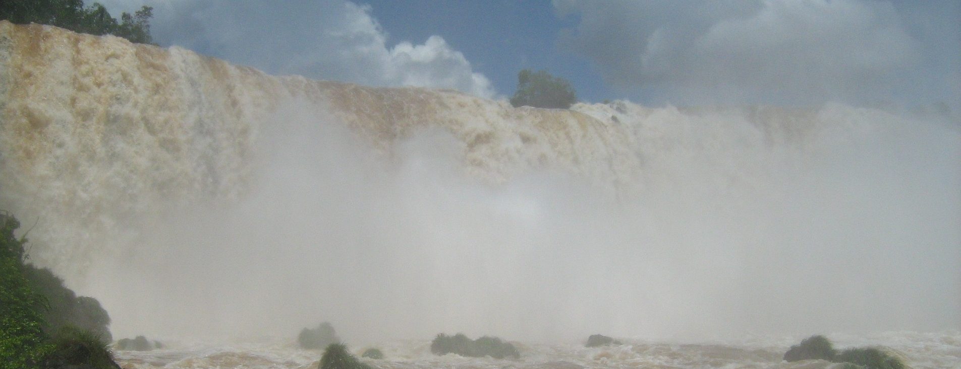 A wall of white water at the Iguazu falls. 