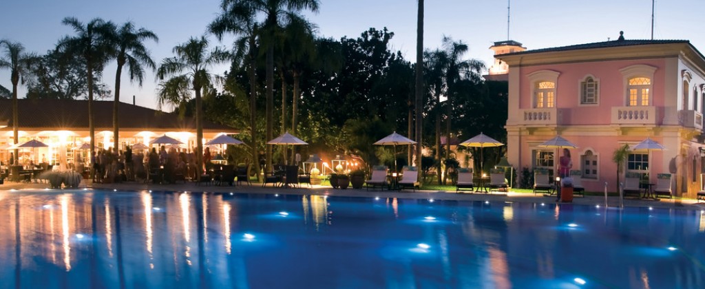 Swimming pool at hotel Belmond das Cataratas at the Iguazu falls. 