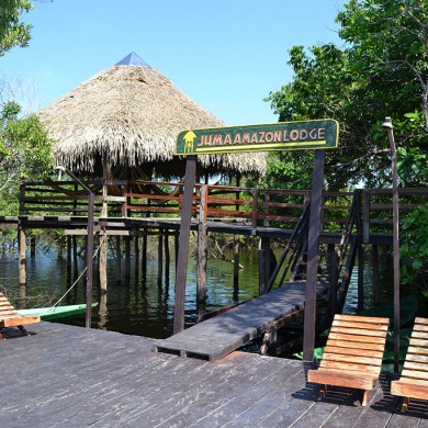 Juma lodge ponton