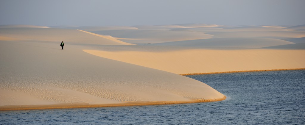 Someone trekking the Lençóis by themselves. 