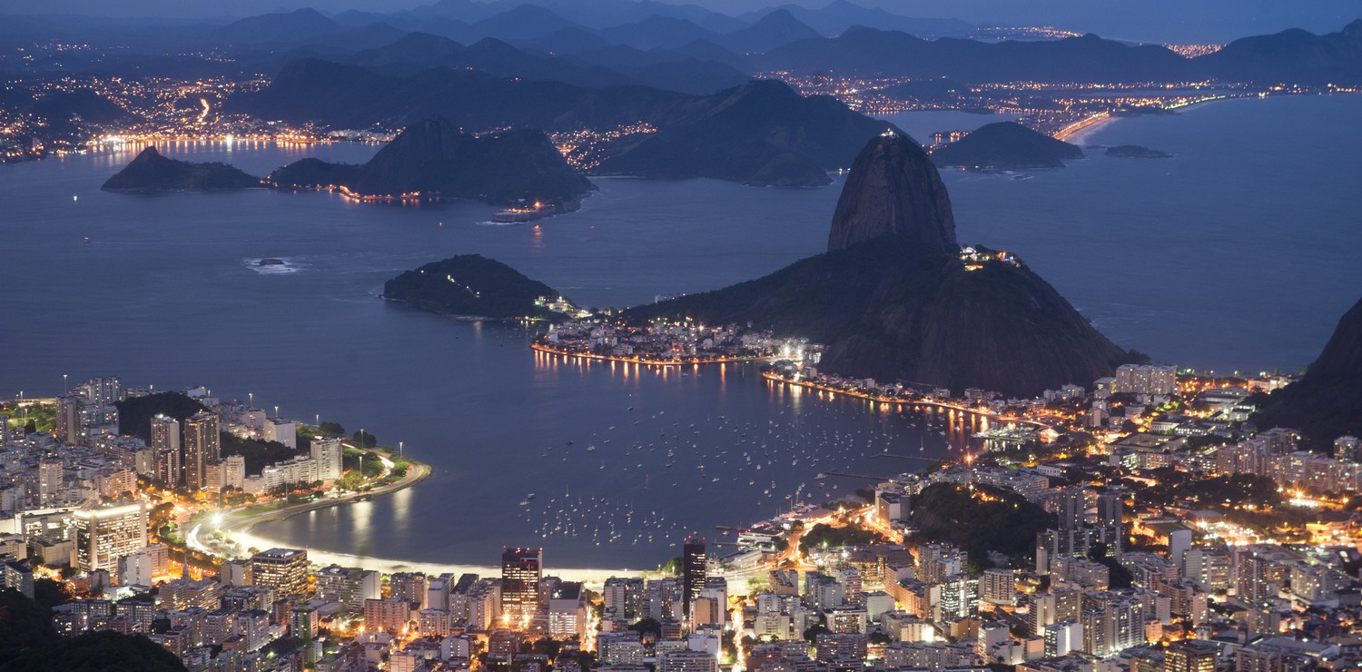 Rio de Janeiro district of Botafogo at night