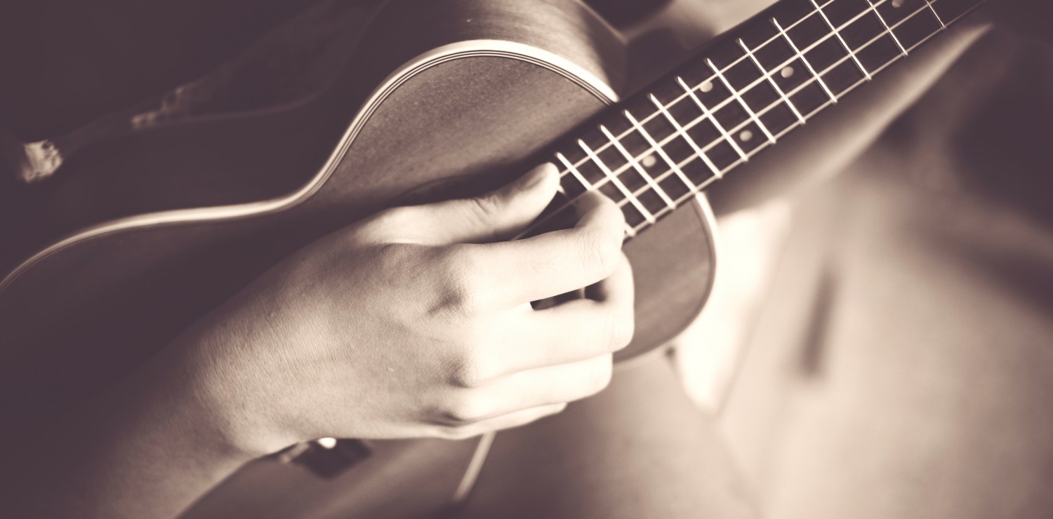 A guitar used for playing Bossan Nova.