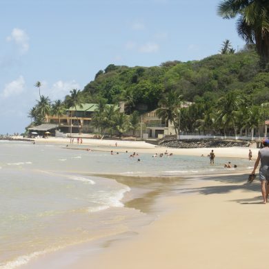 baignade sur la plage de Pipa