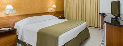 A double bed room in Golden Tulip of Cuiaba. 