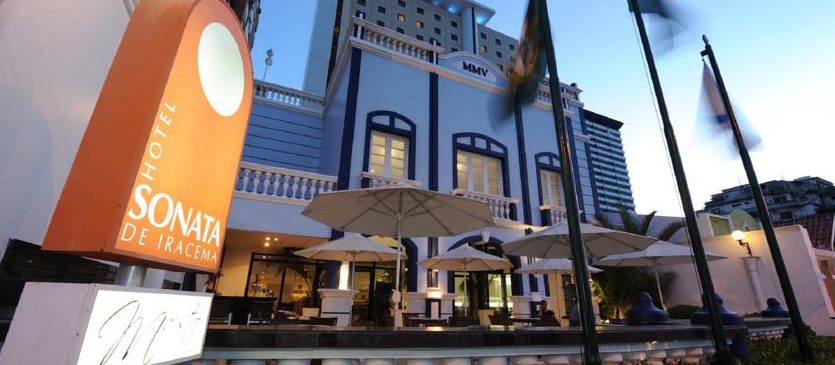 Terrace and facade of the hotel sonata Iracema. 