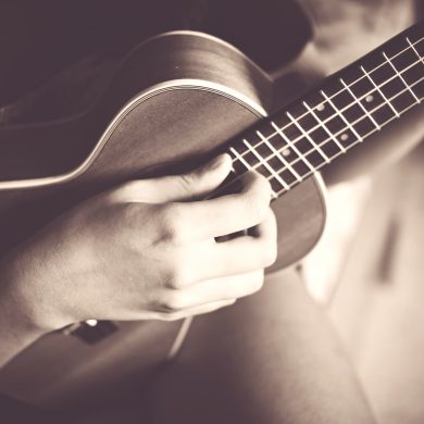 A guitar used for playing Bossa Nova music.