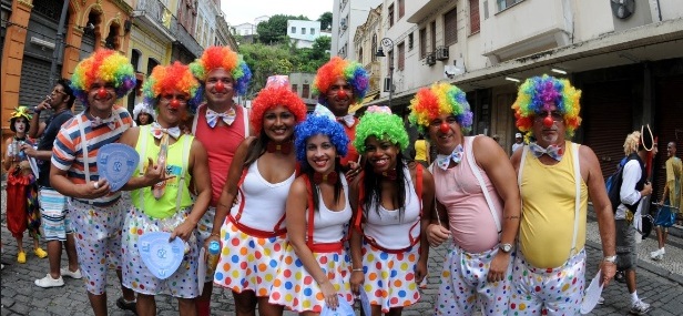 Brazilians enjoy carnival dressed as clowns