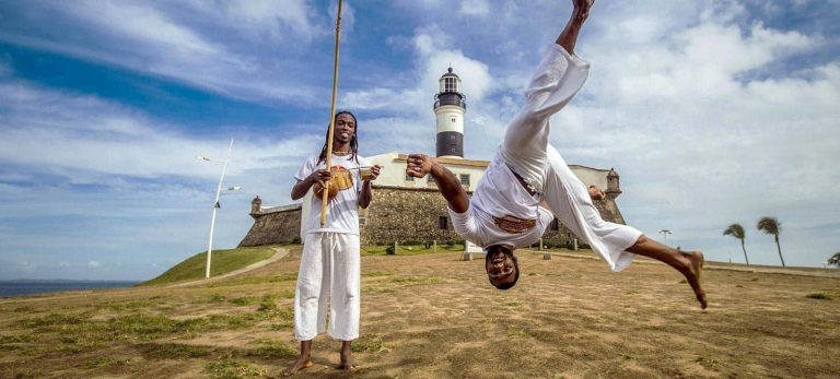 Two Capoeira dancers in Salvador 